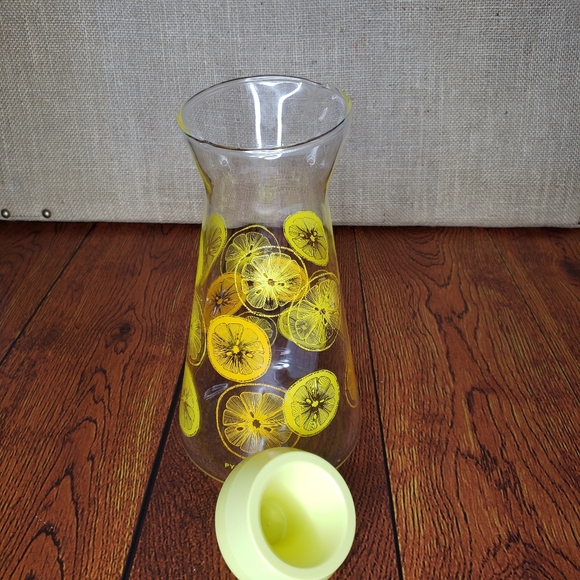 Pyrex Kitchen Vintage Pyrex Lemonade Pitcher Poshmark